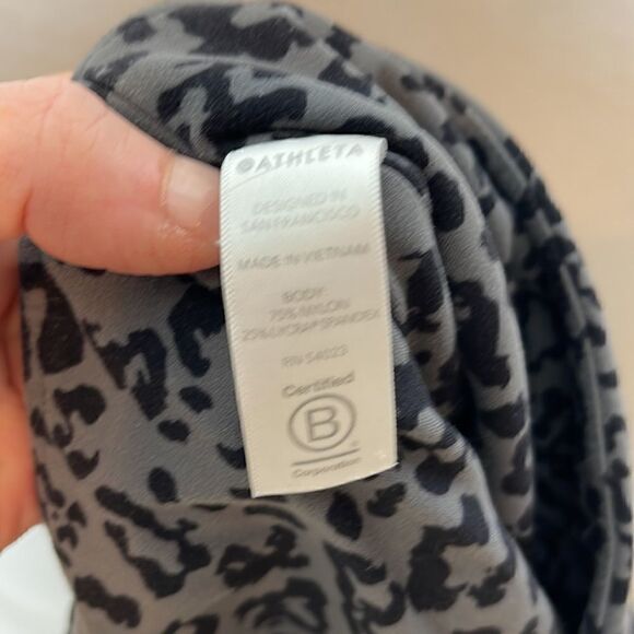 Athleta Leopard Print Elation High Rise Leggings. Size Small. - Picture 10 of 11